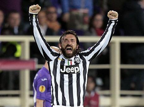 פירלו, נשאר בשחור-לבן