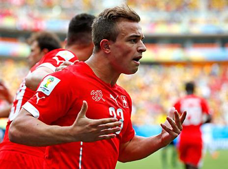 בזכות שלושער גדול שאקירי  (GETTYIMAGES)