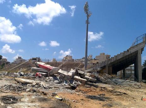 אמש התחילו להרוס את הקופסא