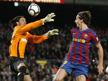 גם את זלאטן הוא עצר (gettyimages)