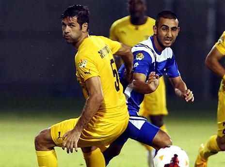 מתאקלם בבירה. ארסו (עודד קרני)