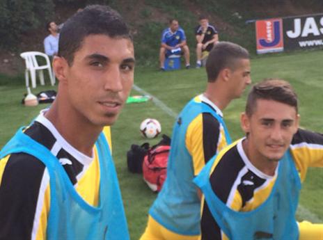 כחילה ואצילי. גם הם בקבוצה גדולה?