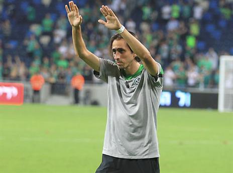 רק הוא היה חסר. יוסי בניון (אלן שיבר)