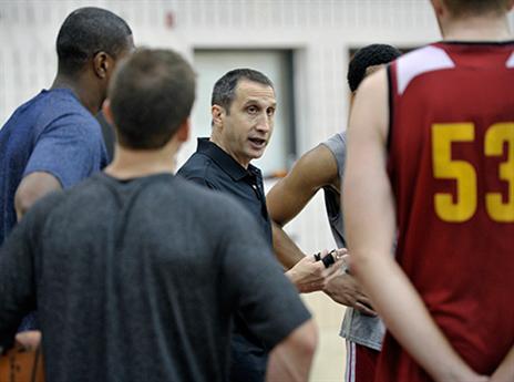 בלאט. הרבה מונח על הכתפיים שלו (getty)