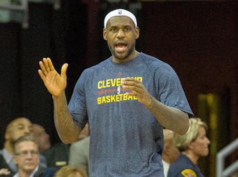 "בלאט היה לחוץ, ובצדק". לברון תומך (gettyimages)