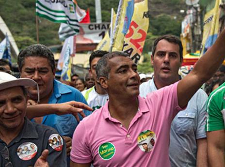 רומאריו במהלך הבחירות (gettyimages)