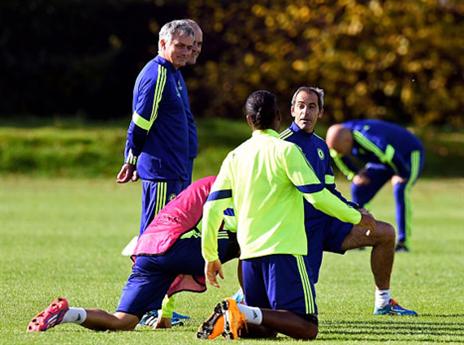 מוריניו, יחייך גם אחרי מאריבור? (gettyimages)