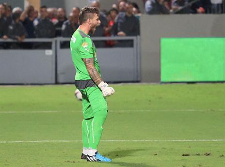 אבל הם ראו איך השוער שלהם בעונה שעברה עוצר אותו