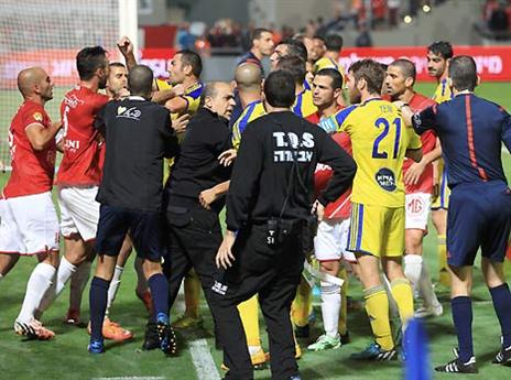 בת"א נלחמים, בפריפריה בורחים (אלן שיבר)