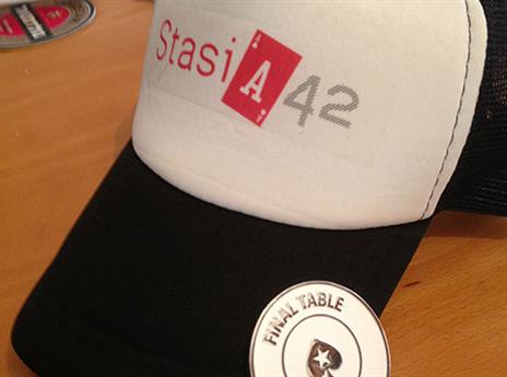 הכובע שהולך לכל מקום