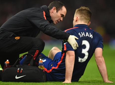 גם שו סיים את הערב בחדר הטיפולים (getty)