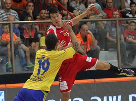 עדיין בפסגה, אבל משהו מקרטע בהפועל ראשל"צ (דוד פליגל)