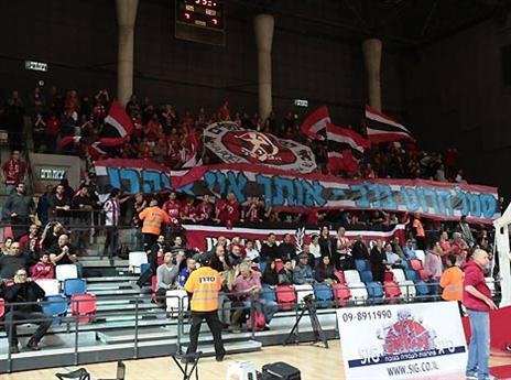 תפאורה היתה ראויה (עודד קרני)