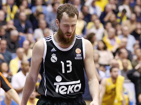 איך שחקן כזה לא מגיע לקו? ללאסו התשובות (צילום: אלן שיבר)