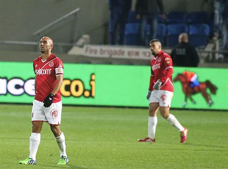 מבקש שהאוהדים לא ינטשו. אבוטבול (צילום: אלן שיבר)