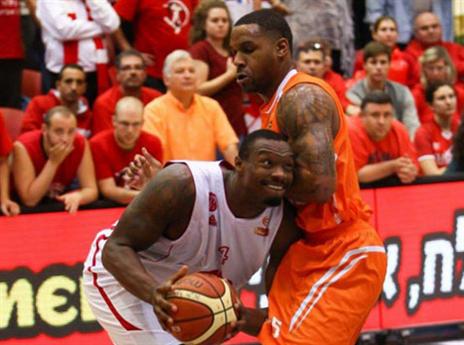 ג'רמיס סמית', מחכה לו עוד מאבק מול גייטס (עודד קרני, אתר המנהלת)