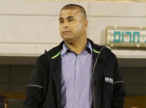 האם הוא יישאר בכדורגל?