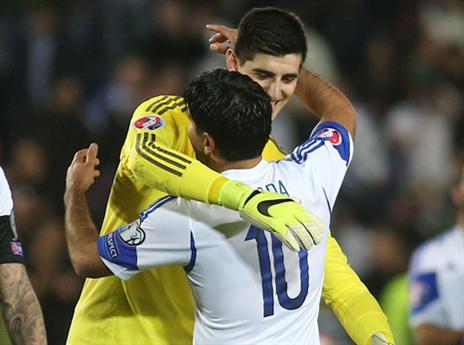 ברדה גידל את קורטואה בגנק (אלן שיבר)