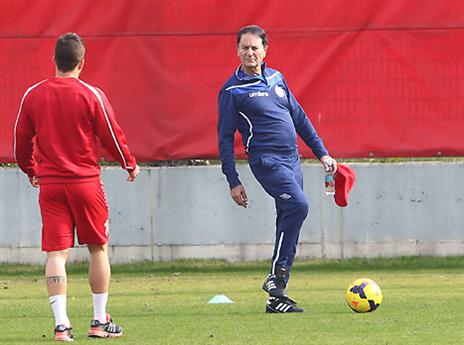 ייפרד מהפועל בפעם השנייה