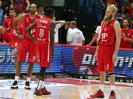 עוד עונה הסתיימה (אלן שיבר)