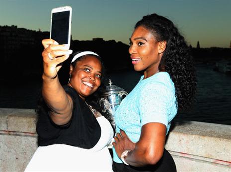 סלפי אחרון בצרפת (Getty)