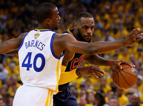 לברון עם הופעה מיוחדת (getty)