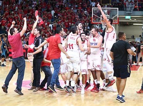 וי ענק סומן (צילום: אלן שיבר)