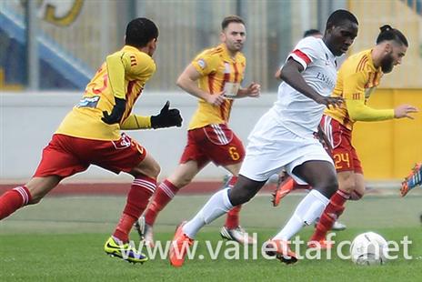 חמזה בארי. צפוי להגיע לאימון