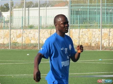 הזימון יעזור לו להתקדם בקריירה? דורבור