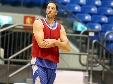 "אנחנו חייבים לו על כל מה שהוא נתן". גרין (אלן שיבר)