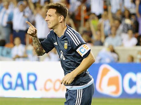 צמד ב-25 דקות על המגרש. מסי (GETTYIMAGES)