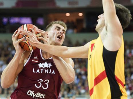 פתיחה טובה ללטביה (getty)