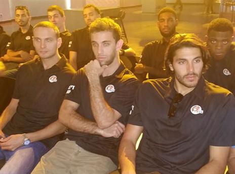 לא מעט שינויים בסגל הכתום