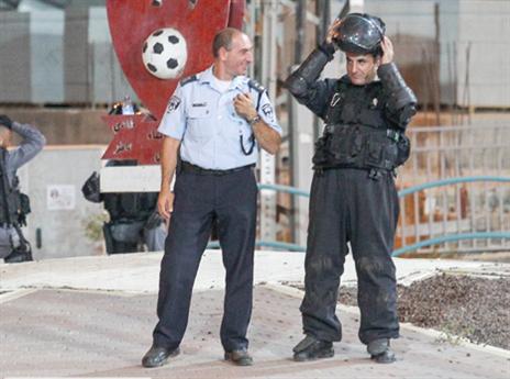 פיזרו את ההתקהלויות (צילום: דני מרון)