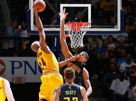 דאנק אדיר בבכורה. ג'פרסון (GETTYIMAGES)