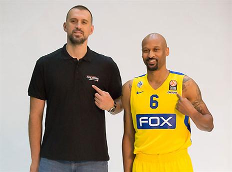 וויצ'יץ' עם סמית'. יתחיל לחפש גבוה חדש? (עודד קרני)