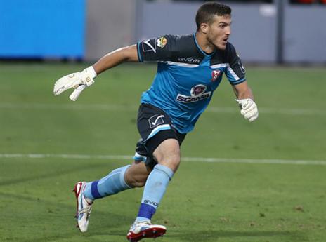 עמדת המחלוקת. קדוש צפוי להמשיך בשער