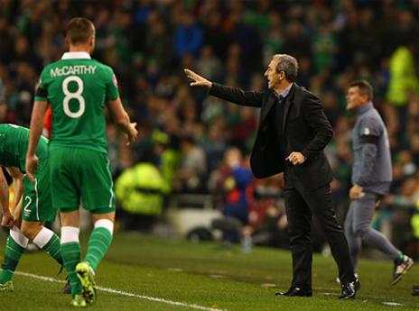 באז'דארביץ' מחלק הוראות (Getty)