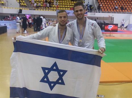 פפרני וכהן אחרי הזכייה. הישג מרשים לישראל