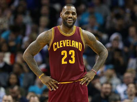 נתן את התפוקה. לברון (gettyimages)