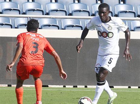 שירצקי זיהה את הפוטנציאל. בארי (אלן שיבר)