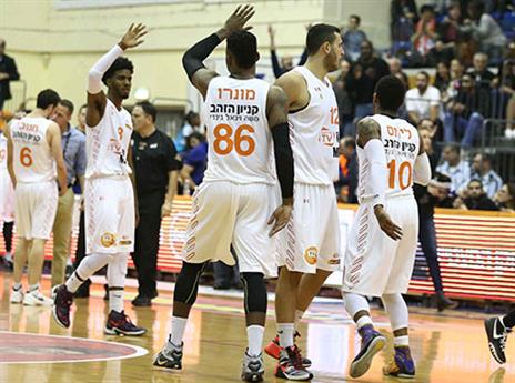 מחפים על החסרונות (צילום: אלן שיבר)