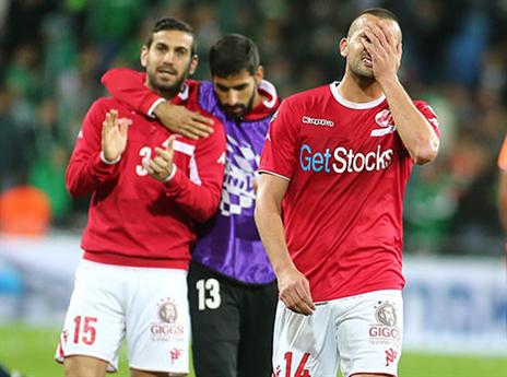 האדומים שוב לא ניצחו באצטדיון החדש (אלן שיבר)