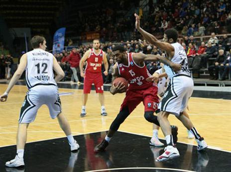 דונטה סמית'. הוא את שלו עשה (אתר רשמי, סראטוב)