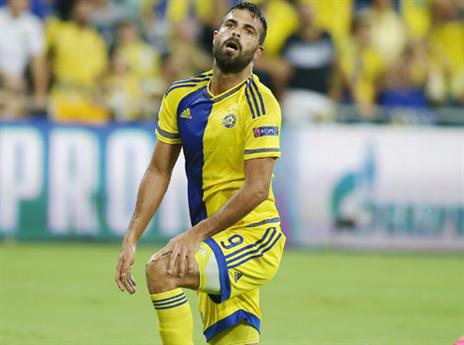 ייפרד גם הוא? בן בסט (אלן שיבר)