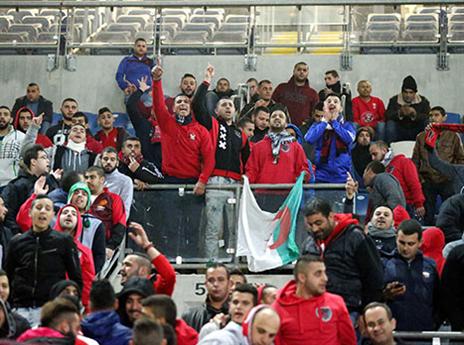 גם אוהדי סכנין חיממו את האווירה (אלן שיבר)