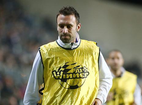 בלומפילד מחכה לו. פריצה (אלן שיבר)