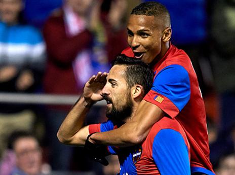 מוראלס ודייברסון חוגגים (Getty)