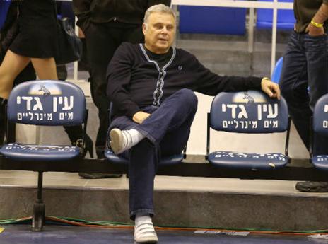 "יש לך ספורט, אבל אין מכבי", שמלוק. (אלן שיבר)