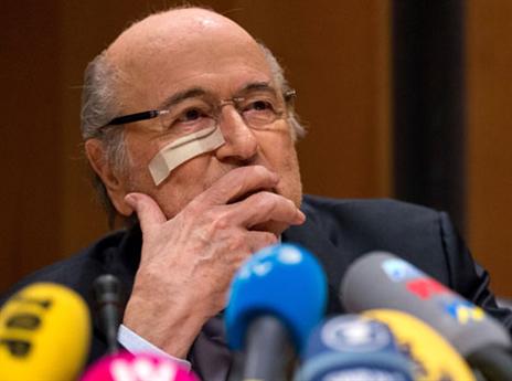 בלאטר. המסך יורד (getty)